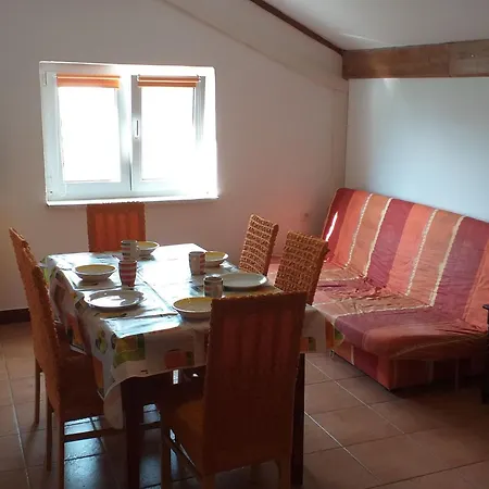 Apartment Lavanda & Rab Town
