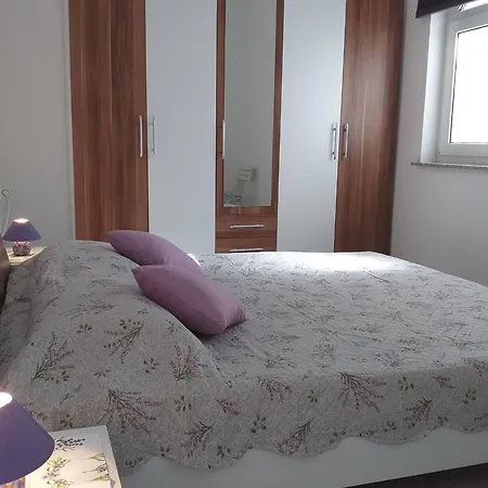 Apartment Lavanda &