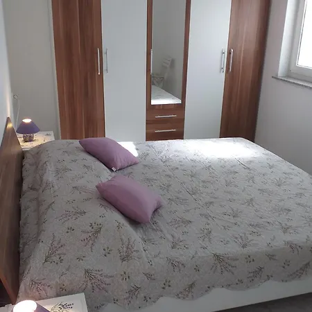Apartment Lavanda & *